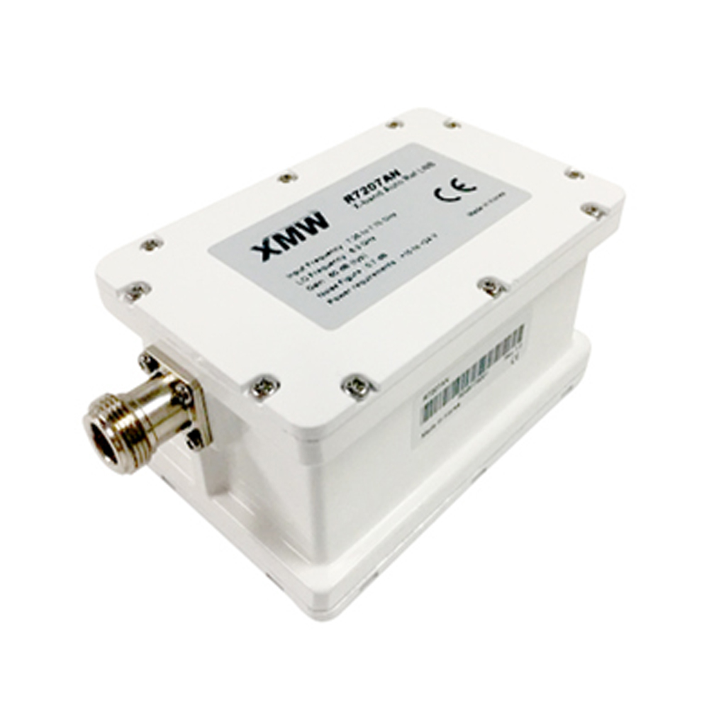 R7000A Low Noise Block Downconverter (LNB)